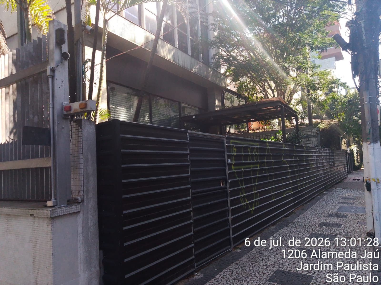 Monitoramento de fachada com registro datado